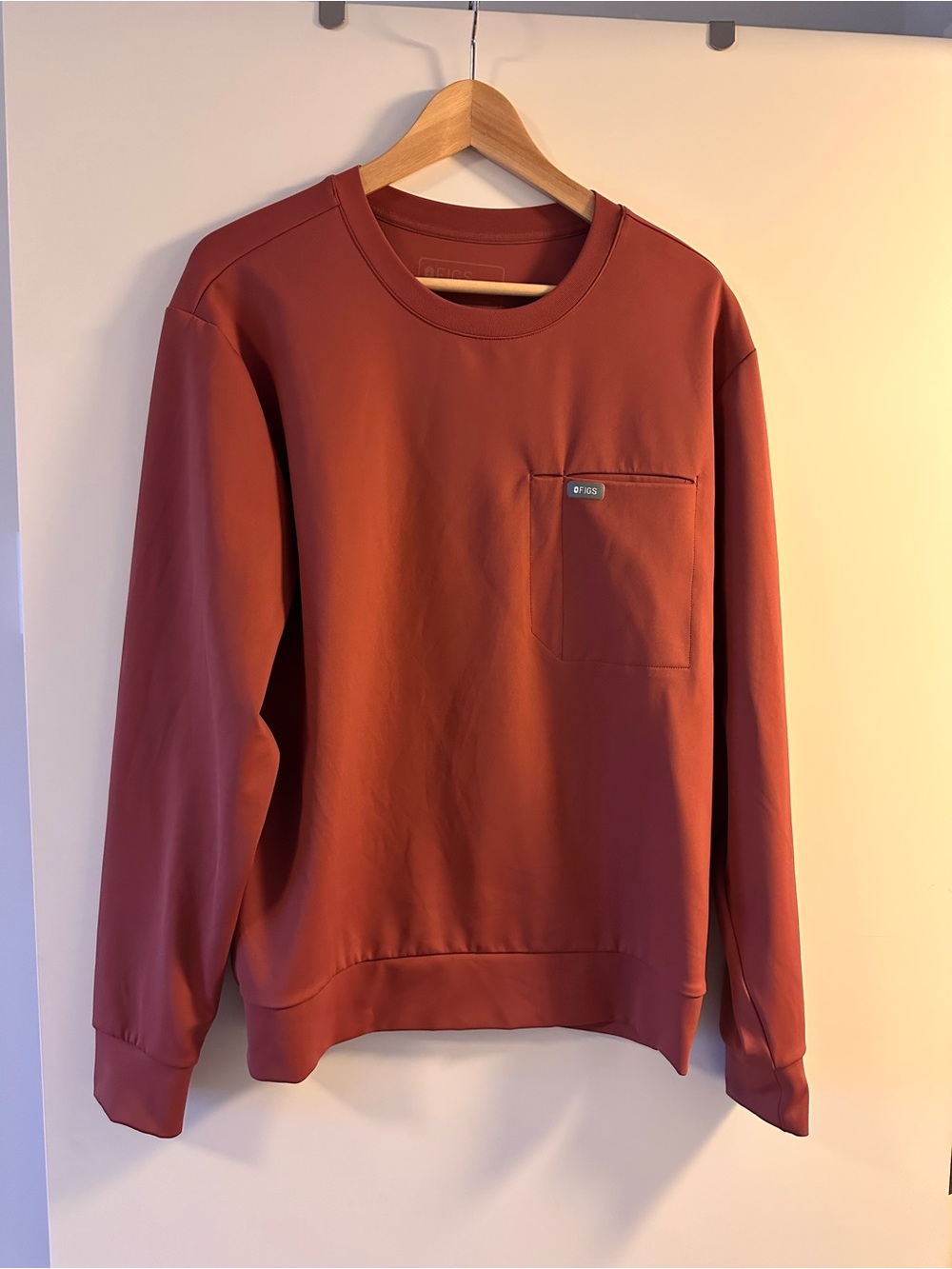 Figs Women's Form X Rosewood Crewneck L